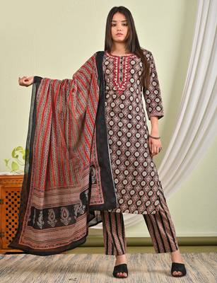 Cotton kurti with pant and matching dupatta sets 4