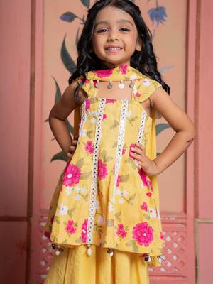 Yellow printed linen Kurta set 1