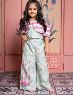 Green embroidered chanderi silk co ord set 1