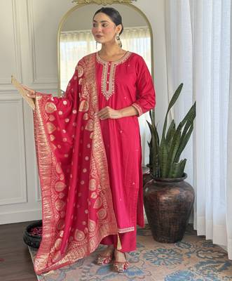 Pink embroidery chanderi silk straight kurta pant set with jacquard dupatta 2