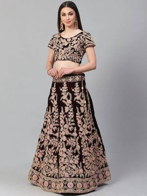 Maroon & Peach-Coloured Embroidered Semi-Stitched Lehenga & Unstitched Blouse with Dupatta 2