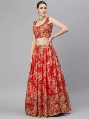 Red & Gold-Toned Embellished Sequinned Semi-Stitched Lehenga Choli 3