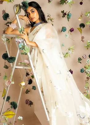White MuliThread Embroidered Tabby silk blend Saree 3