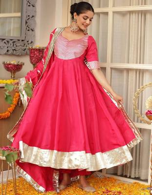 Pink embroidered cotton anarkali 3