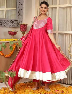 Pink embroidered cotton anarkali 5
