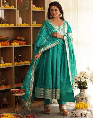 Green embroidered silk anarkali 2