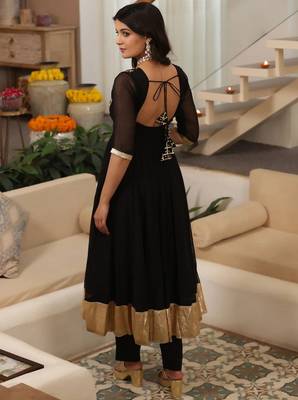 Black embroidered muslin anarkali 5