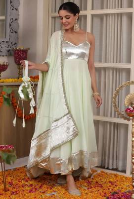 White plain georgette anarkali 2