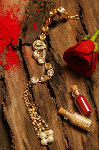 Gold plated silver beads kundan rakhi
