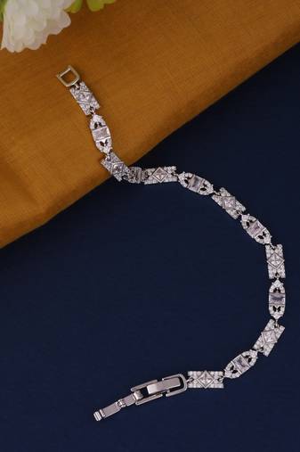 Luxurious square shape silver plated free size charm bracelet for women