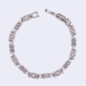 Luxurious square shape silver plated free size charm bracelet for women 4