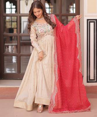 Off white color cosmos jacquard embroidered partywear gown with dupatta 4