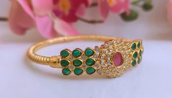 Multicolor kada of size 2.6 3