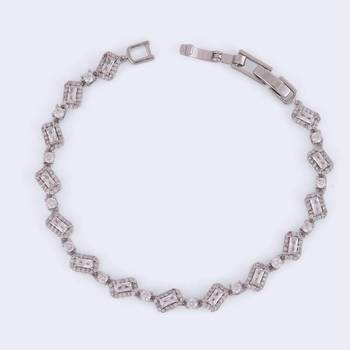Elegant square shape silver plated free size charm bracelet for women 4