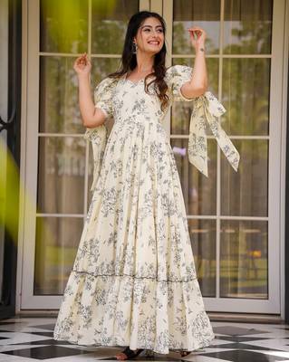 Cream color beautiful partywear attire for trendy looks 1