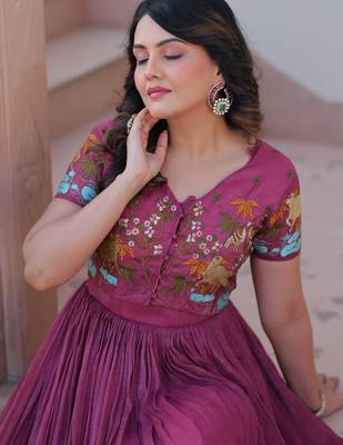 Onion color silver crunchy embroidered gown with koti 4