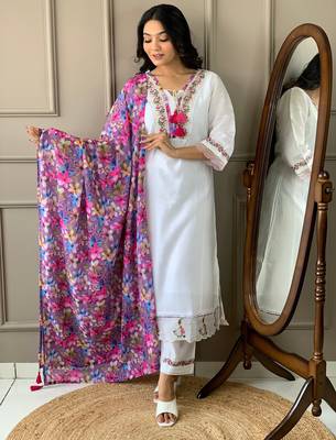 Off white color chanderi ceremonial wear embroidery with printed kurta set 4