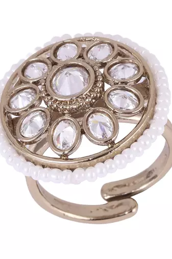 Smooth round shape and pearl gold plated adjustable finger ring for women