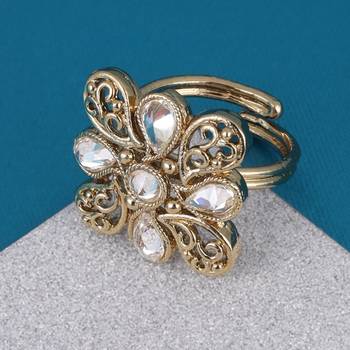 Stylish paisley design gold plated adjustable finger ring for women 1