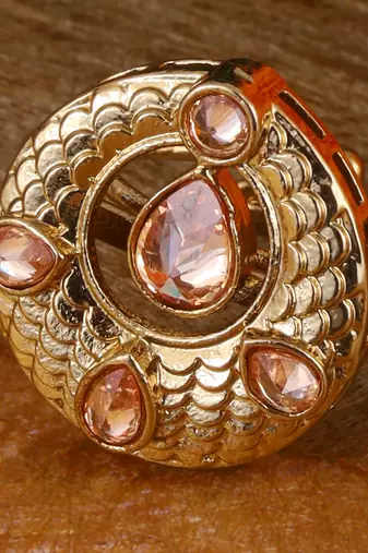 Luxurious round and oval shape gold plated adjustable finger ring for women