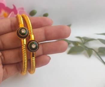 Metallic bangles of size 2.6 1