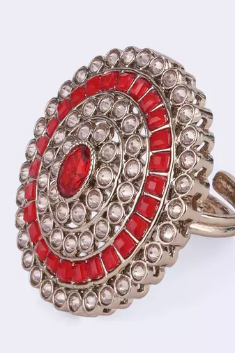 Glorious round shape gold plated adjustable finger ring for women