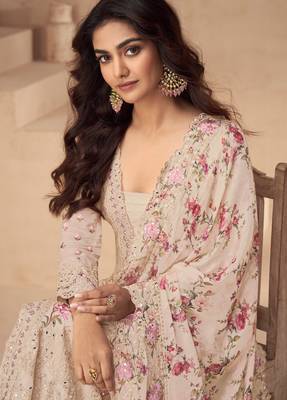Beautiful peach color resham embroidered palazzo suit 2