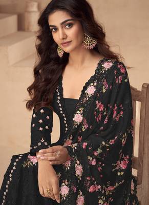 Beautiful black color resham embroidered palazzo suit 2