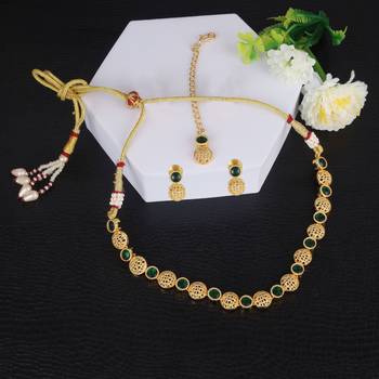 Traditional round shape filigree work gold plated choker necklace set for women 1