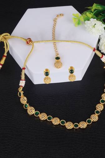 Traditional round shape filigree work gold plated choker necklace set for women