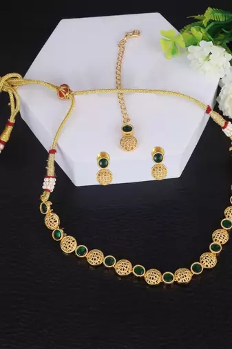 Traditional round shape filigree work gold plated choker necklace set for women