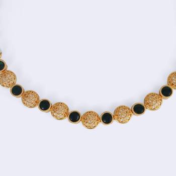 Traditional round shape filigree work gold plated choker necklace set for women 3