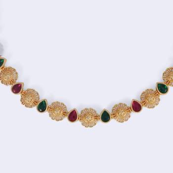 Traditional round and oval shape gold plated choker necklace set for women 4