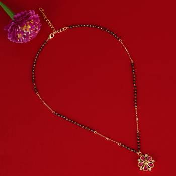 Traditional flower design black beads gold plated prncess necklace for women 1