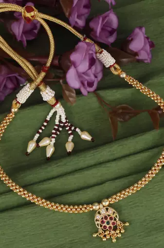 Traditional round shape golden balls guchha gold plated choker necklace for women