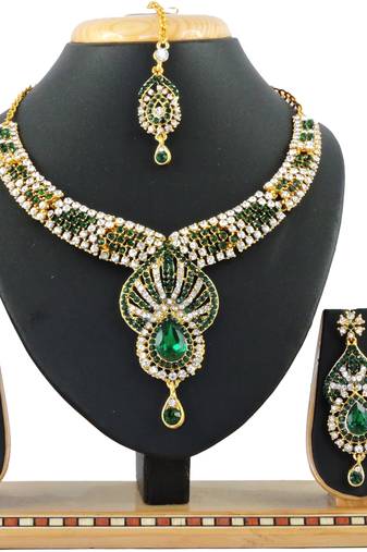 Green designer function wear ad necklace set