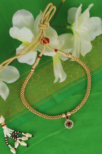 Traditional round and oval shape golden balls gold plated choker necklace for women