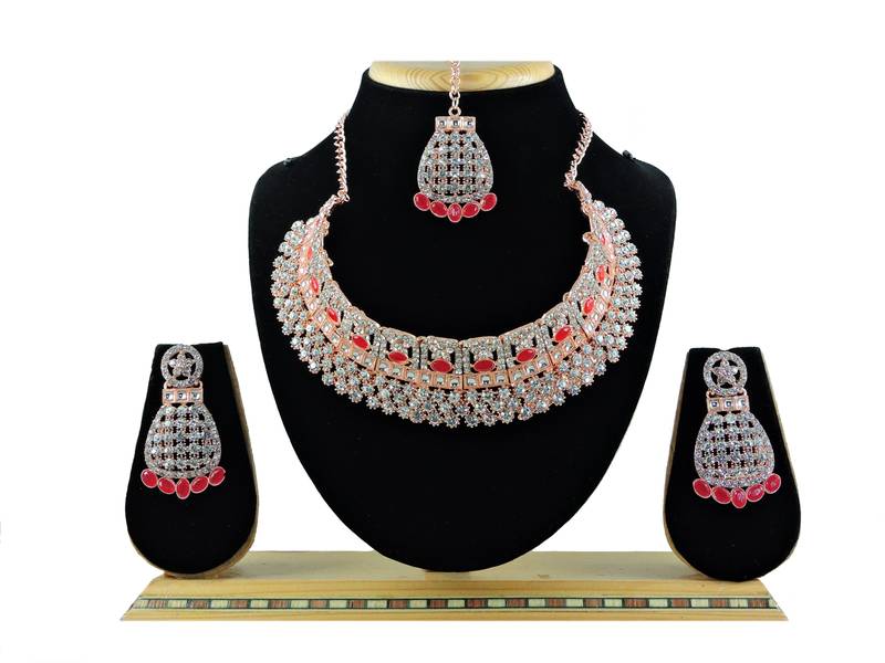 Red designer function wear ad necklace set