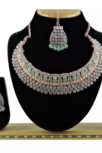 Green designer function wear ad necklace set