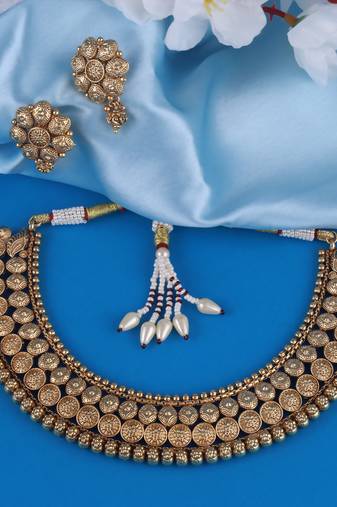 Traditional round and flower design gold plated choker necklace set for women