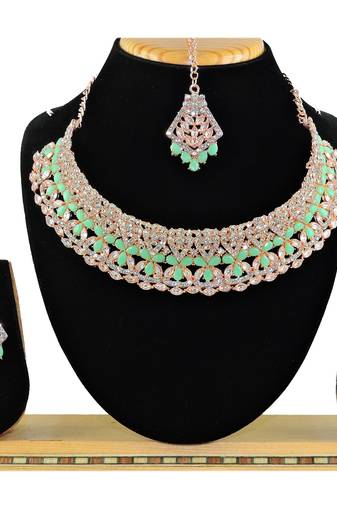 Green designer function wear ad necklace set