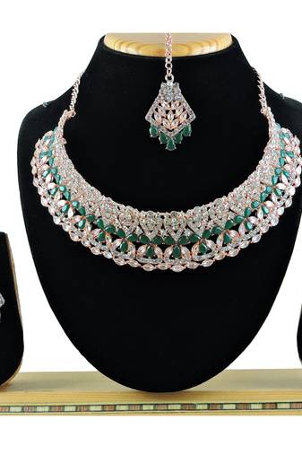 Green designer function wear ad necklace set