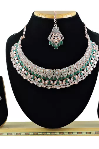Green designer function wear ad necklace set