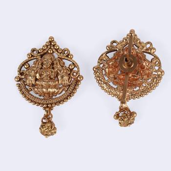 Traditional laxmi and flower design gold plated choker necklace set for women 4