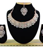 Multicolor designer function wear ad necklace set