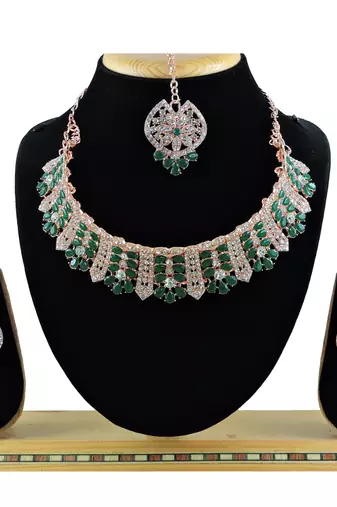 Green designer function wear ad necklace set