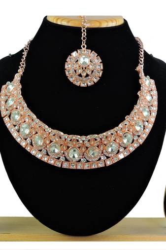 Multicolor designer function wear ad necklace set