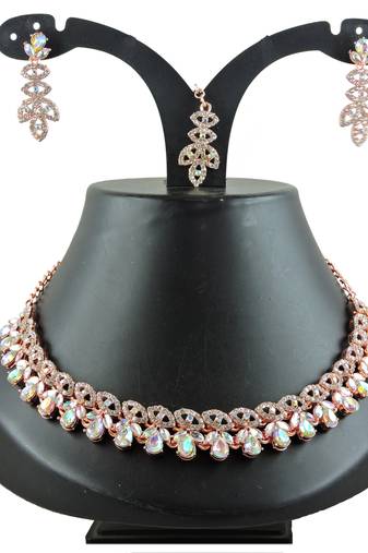 Multicolor designer function wear ad necklace set
