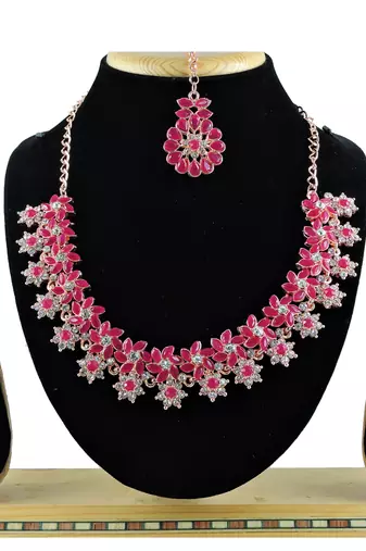 Multicolor designer function wear ad necklace set