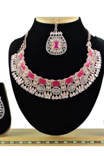 Red designer function wear ad necklace set